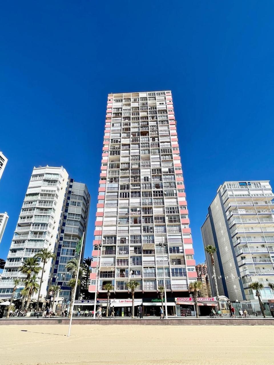 Las Damas - Aloturin Benidorm Buitenkant foto